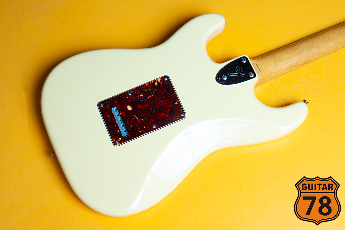 Жирнющий Fender Stratocaster ST-62 / ST-72 Japan
