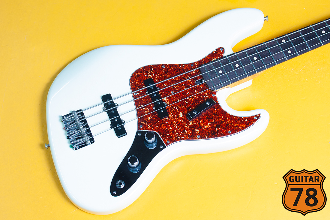 Fender AVRI'62 Jazz Bass USA 2006