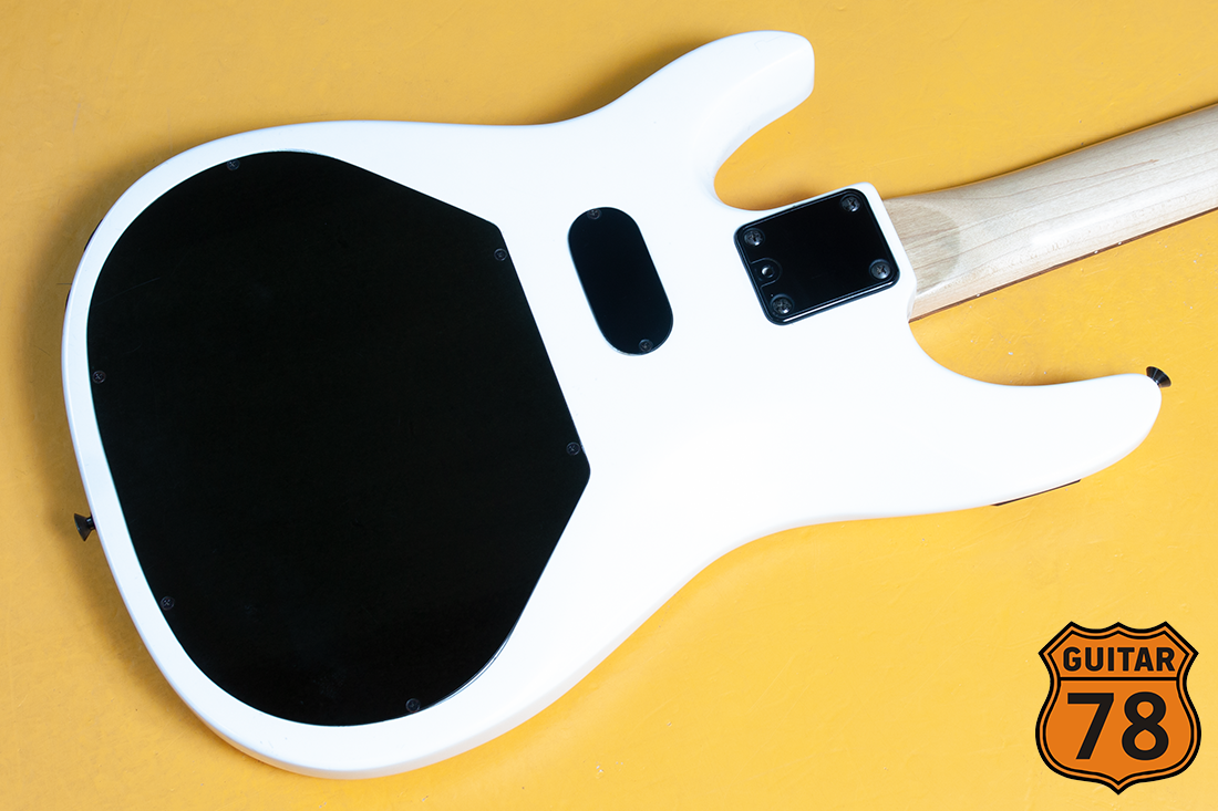 Бас с возможностью Midi Реаvey Мidibase, USA