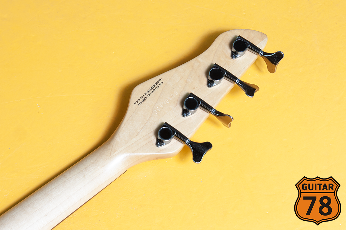 Бас с возможностью Midi Реаvey Мidibase, USA