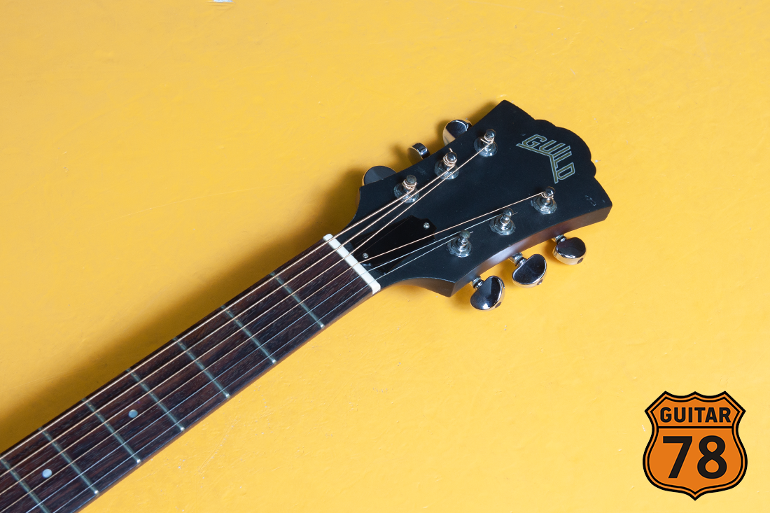 Дредноут Guild D-25 Corona, California, USA, 2001