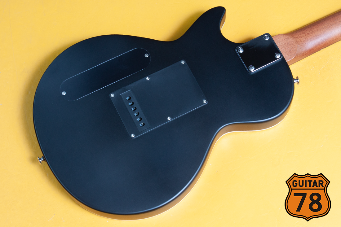Черный мастеровой Les Paul с тремоло, Россия