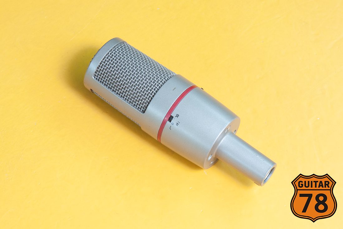 AKG C4000B микрофон студийный