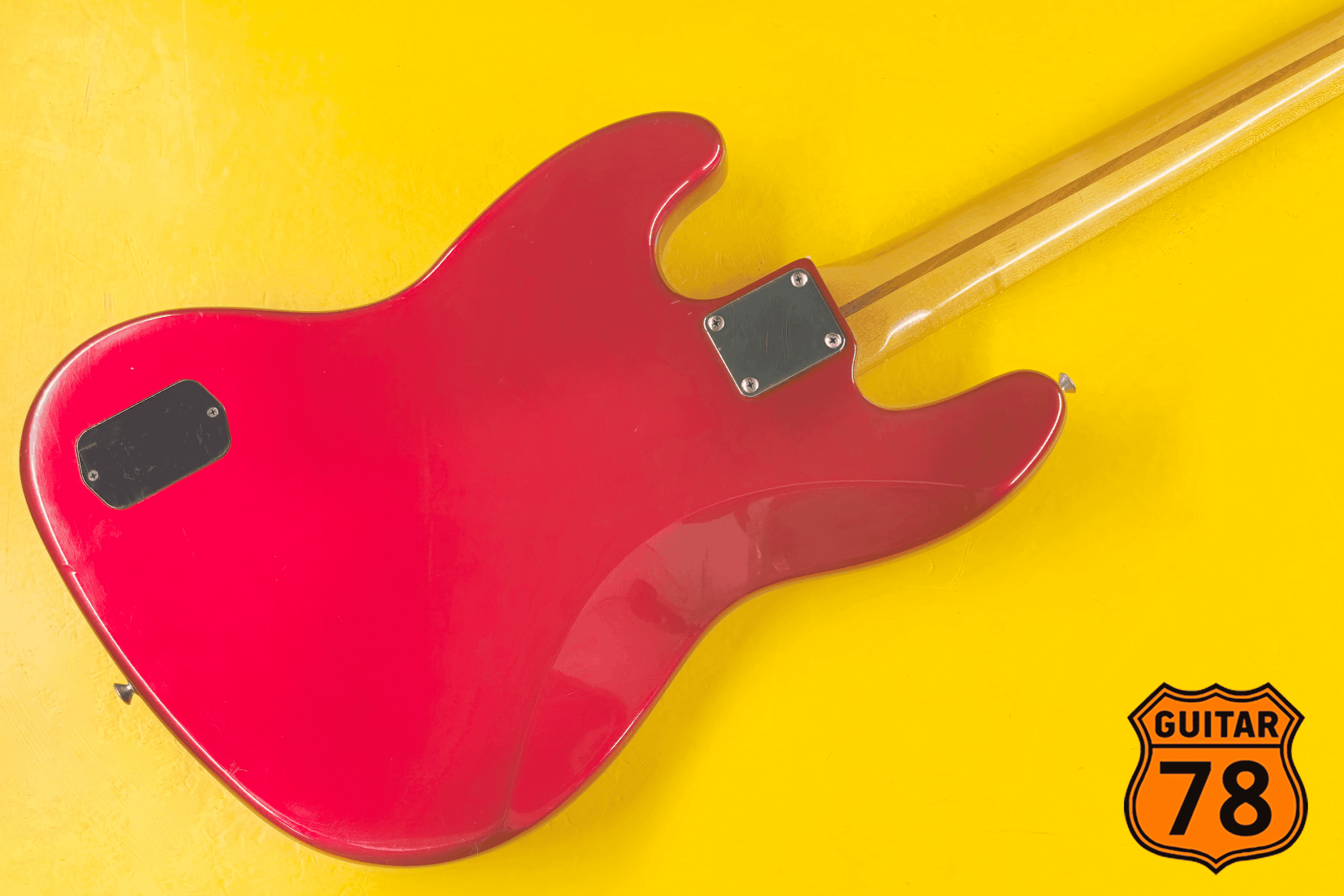 Fender Jazz Bass Deluxe Mexico1997 с датчиками Suhr: редкий гибрид винтажного силуэта и современного звука.