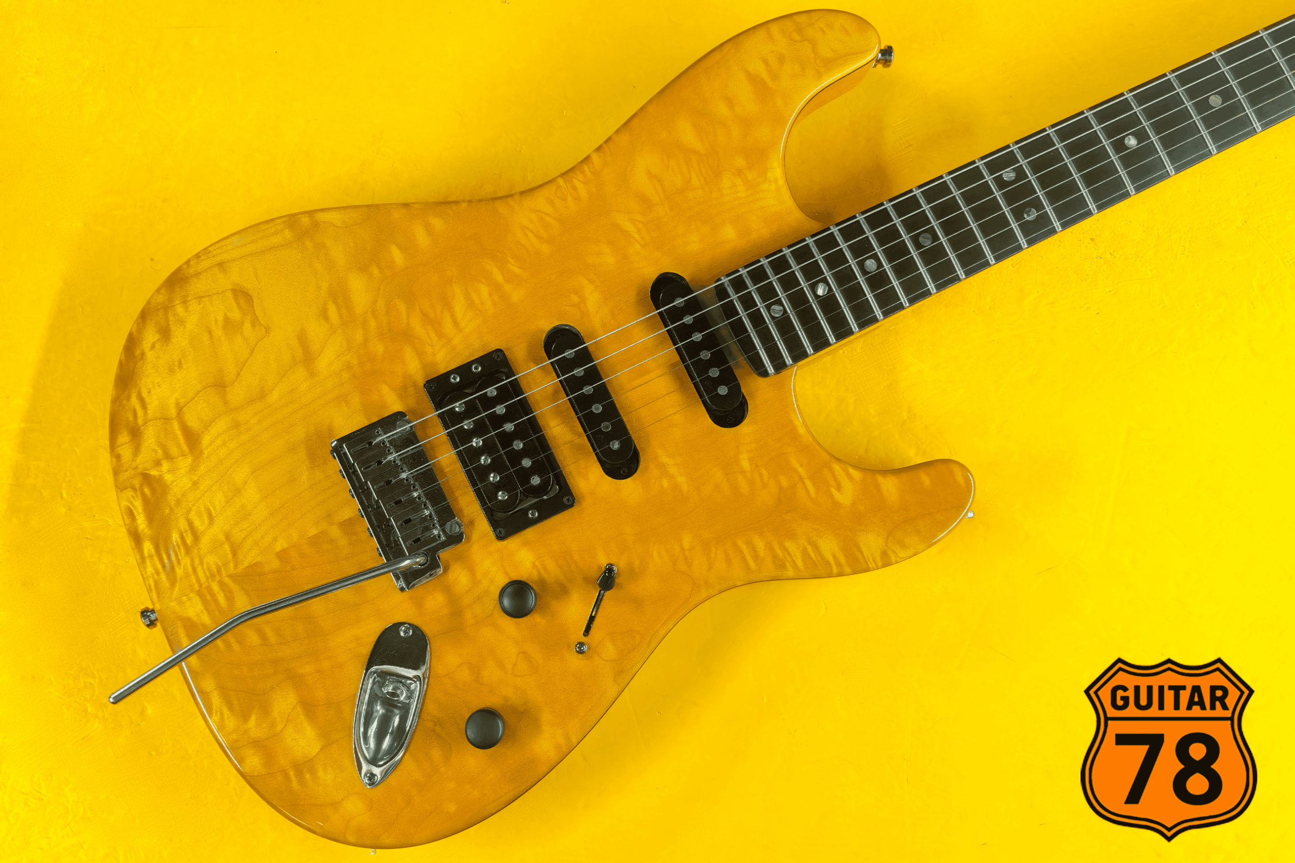 Fender American Deluxe Stratocaster QMT HSS Amber USA 2003
